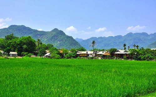 Mai Chau - Hoa Binh Reservoir 3 days 2 nights